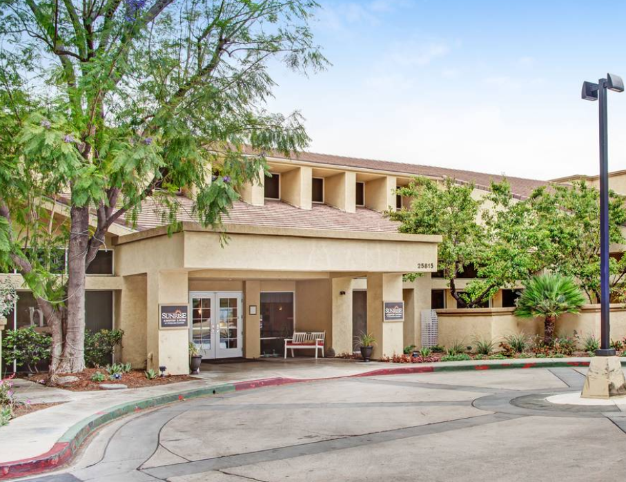 10 Best Assisted Living Facilities in Valencia, CA - Cost & Financing
